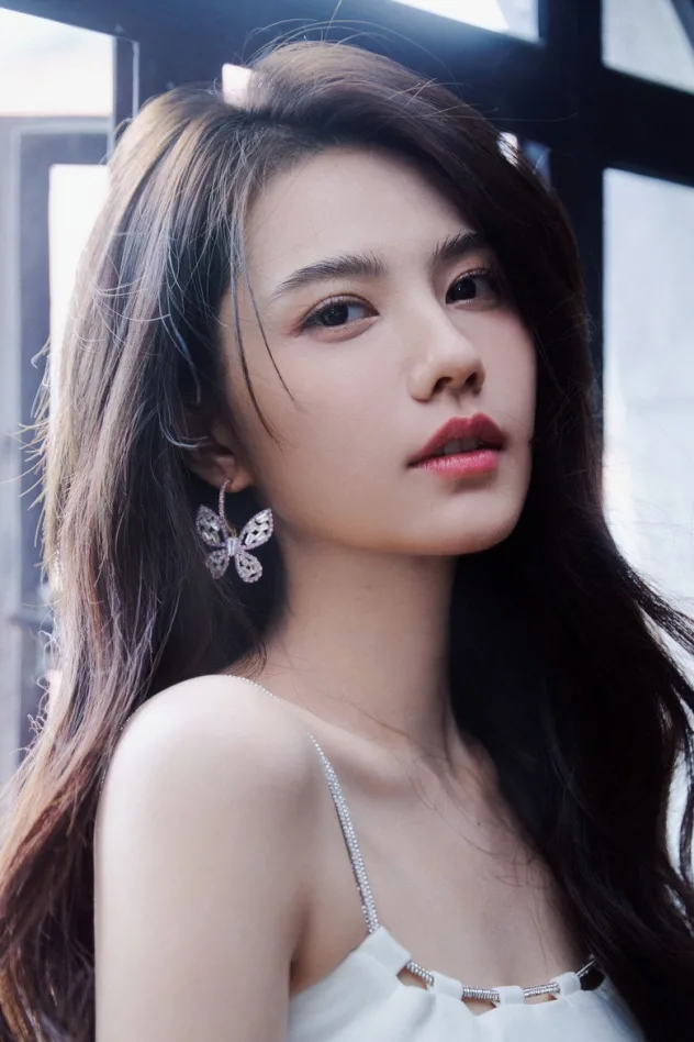 Jiang Peiyao fotoğrafı