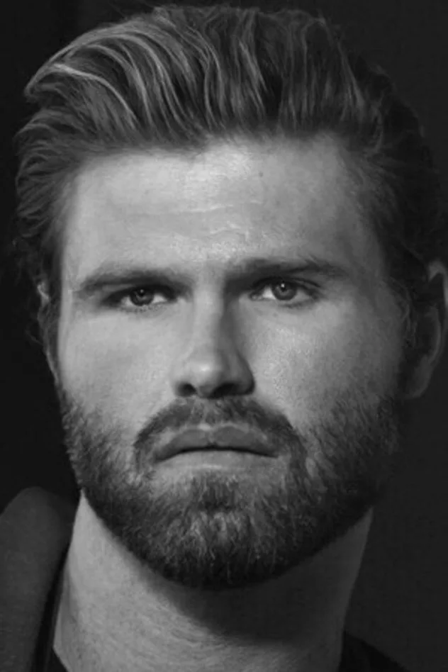 Brady Pierce fotoğrafı