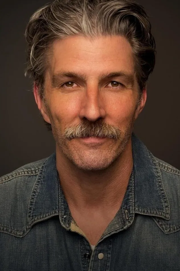Tyler Jon Olson fotoğrafı