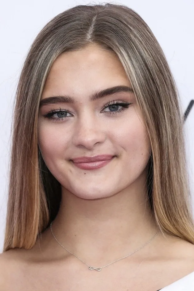 Lizzy Greene fotoğrafı