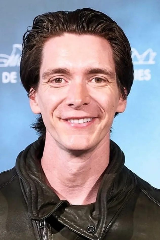 James Phelps fotoğrafı