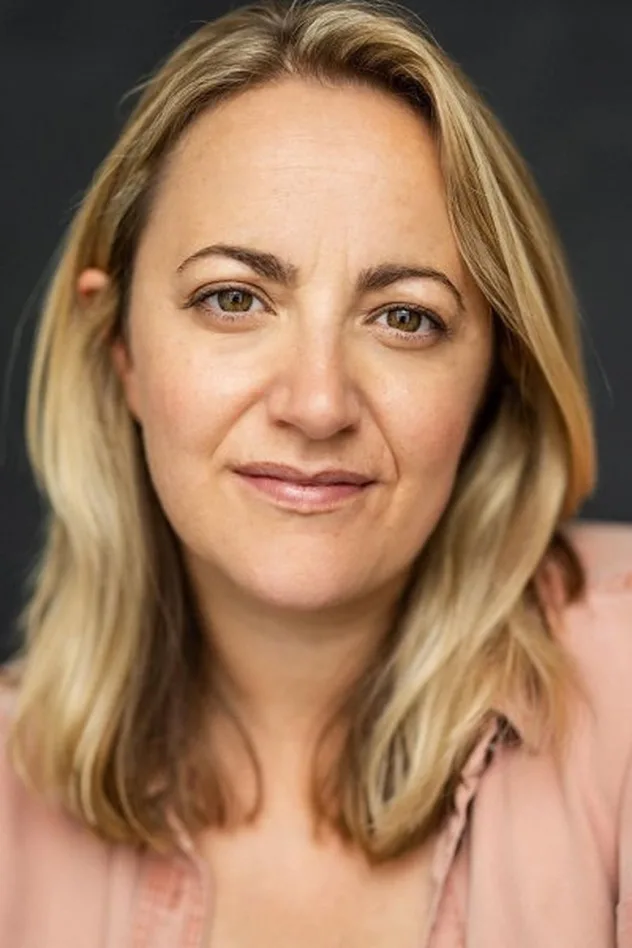 Lucy Thackeray fotoğrafı