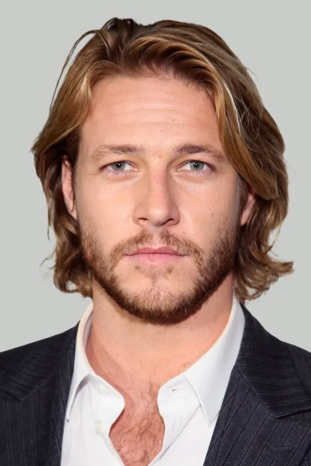 Luke Bracey fotoğrafı