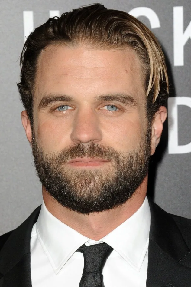 Milo Gibson fotoğrafı