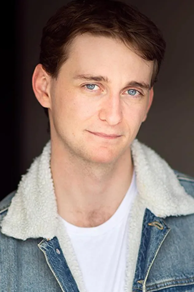 Adam Bowes fotoğrafı