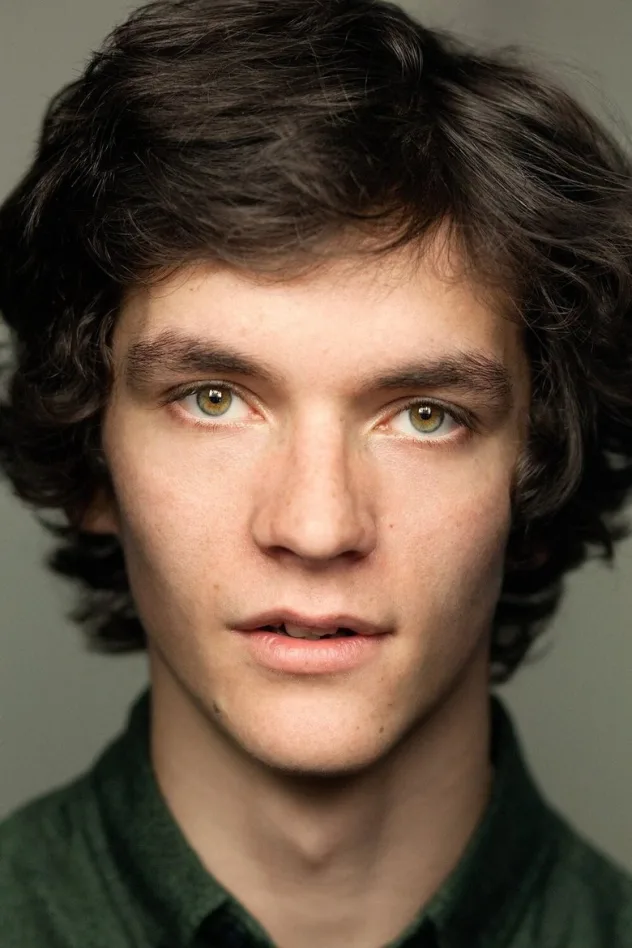 Fionn Whitehead fotoğrafı