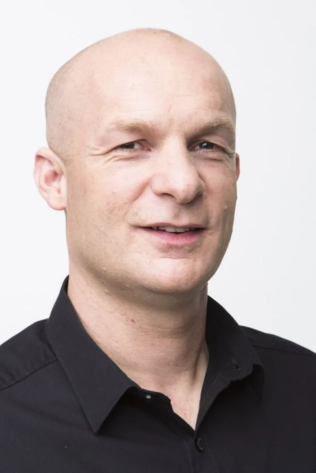 Christopher Knights fotoğrafı