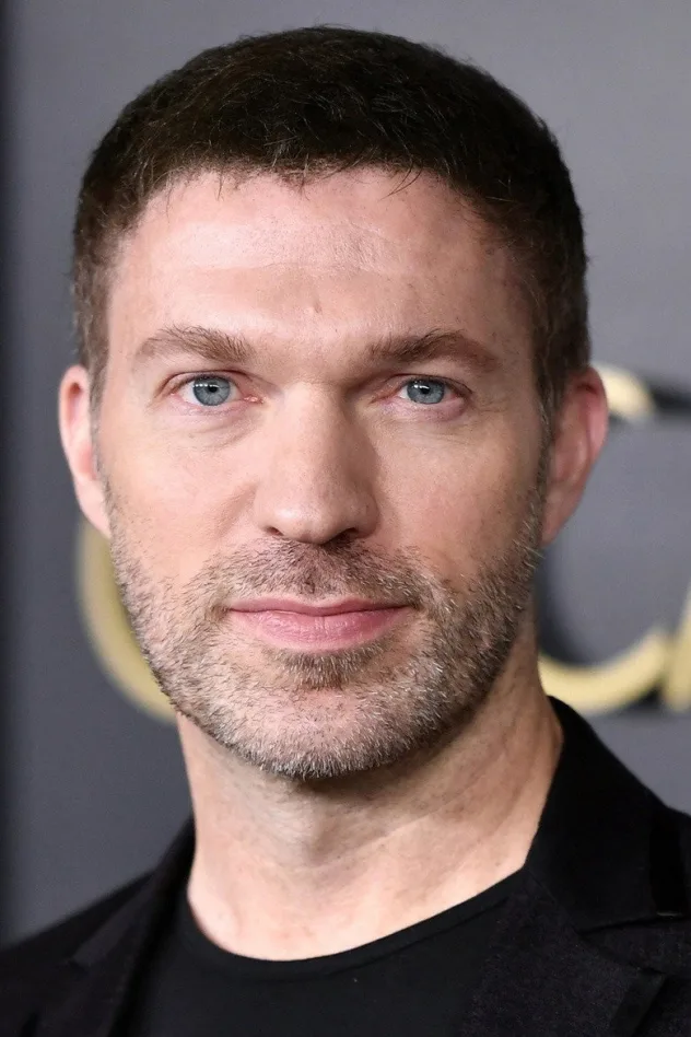 Travis Knight fotoğrafı