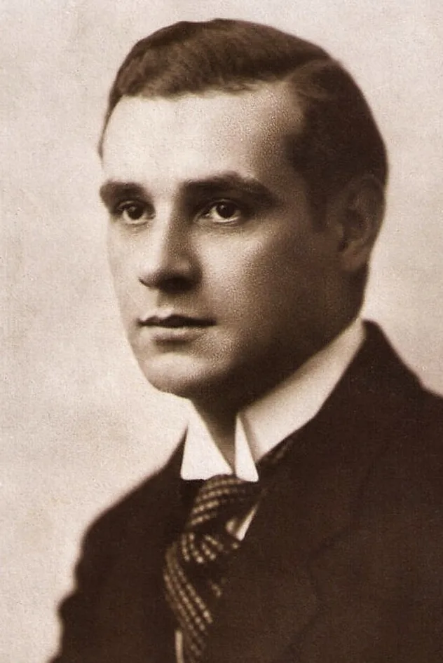 Victor Varconi photo