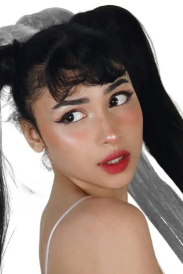 Aina Ashley Roque fotoğrafı