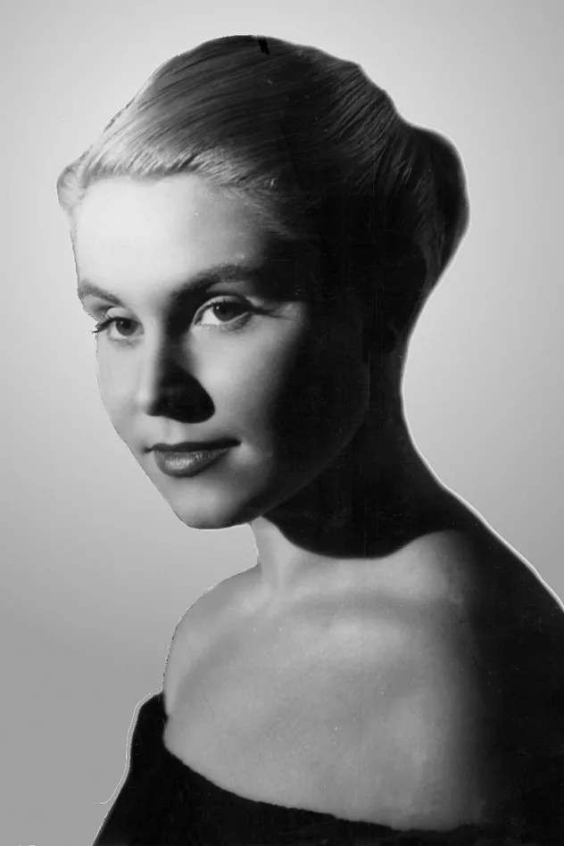 Nadine Basile fotoğrafı