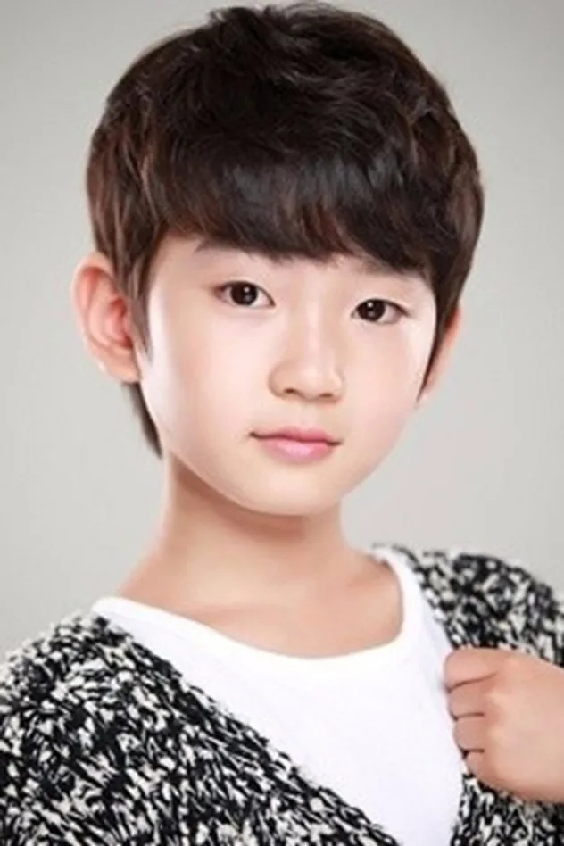 Lee Si-woo fotoğrafı