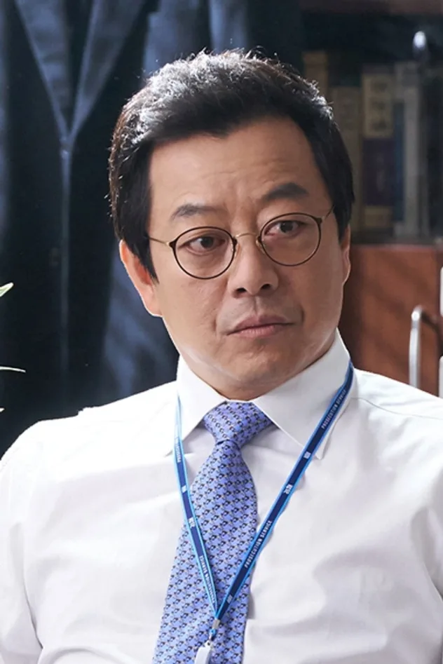 Lee Ki-young fotoğrafı