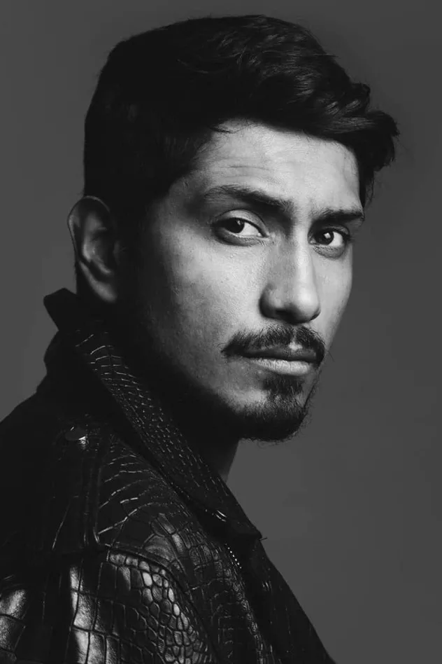 Tenoch Huerta Mejía fotoğrafı