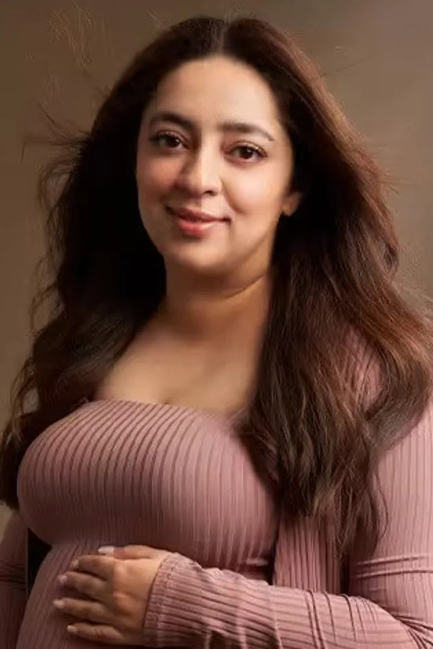 Nidhi Dutta fotoğrafı