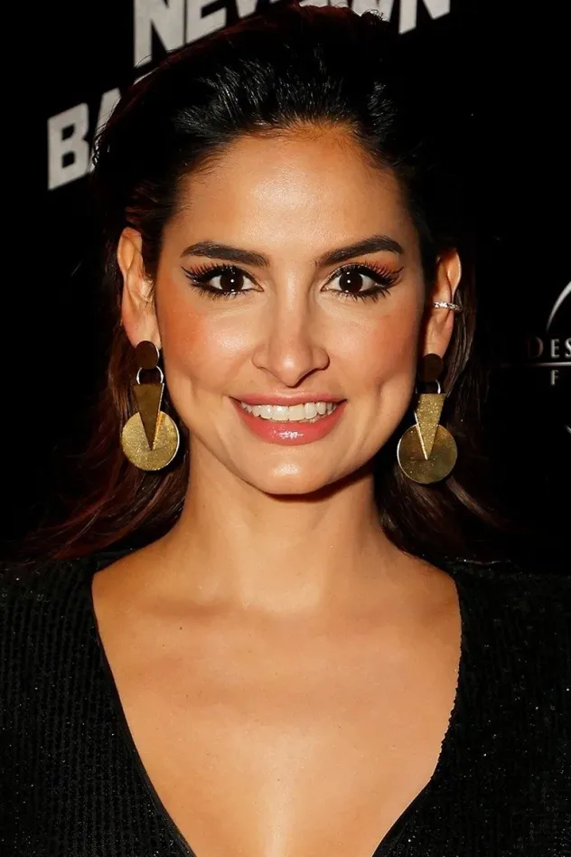 صورة الغلاف لـ Diana Hoyos