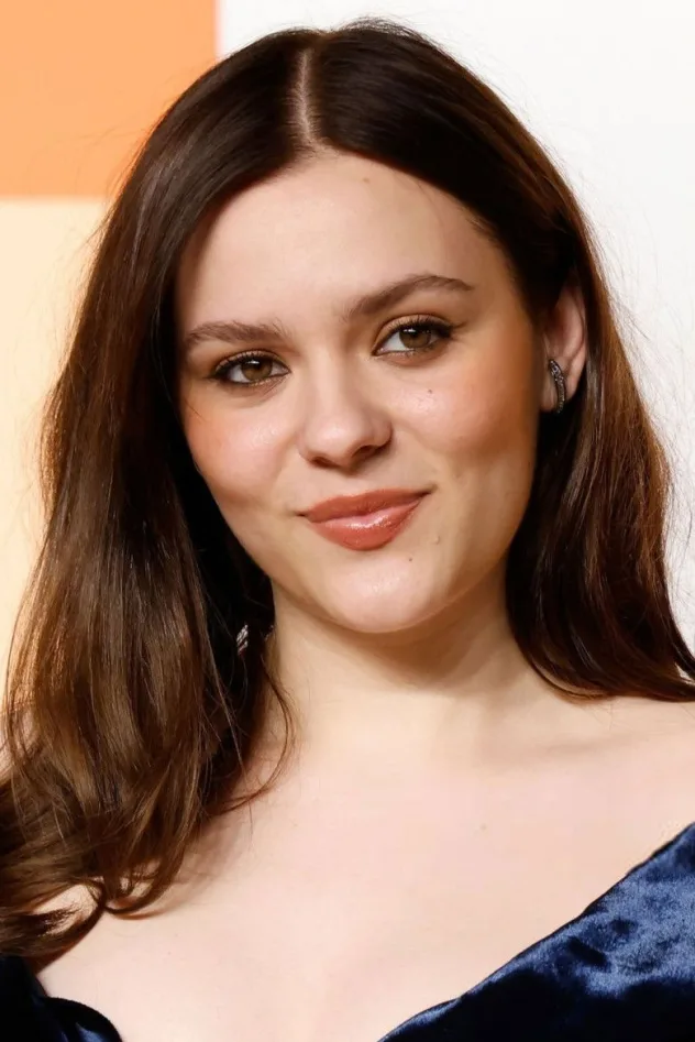 Maisy Stella fotoğrafı
