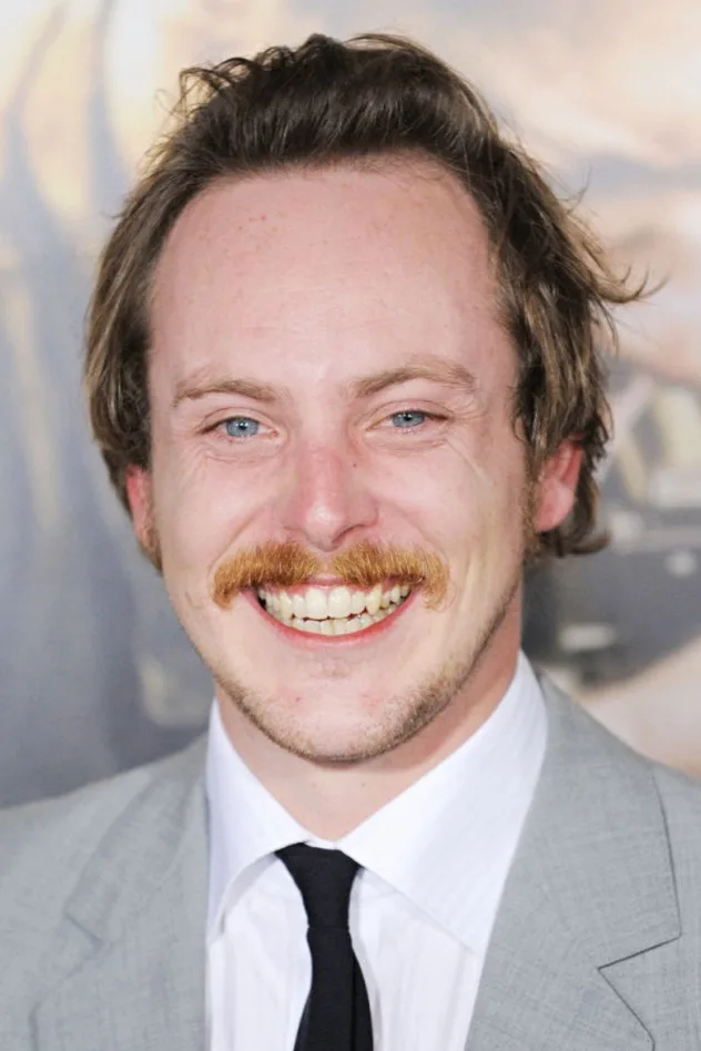 Tom Budge fotoğrafı