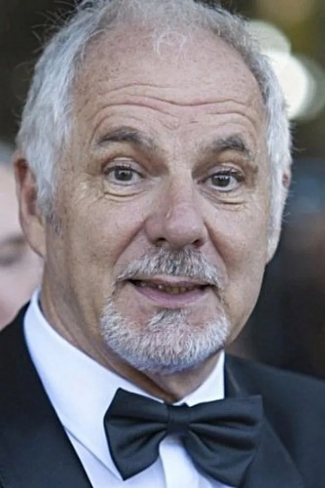 Shane Bourne fotoğrafı