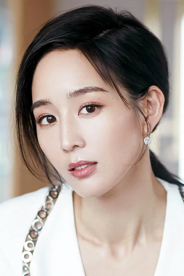 Janine Chang Chun-Ning fotoğrafı