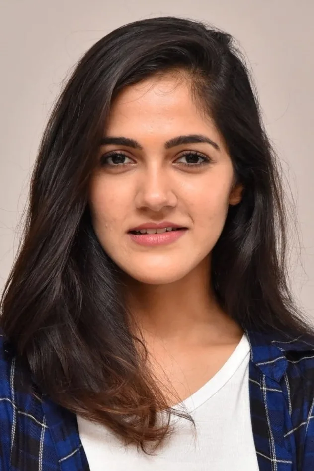 Simran Choudhary fotoğrafı