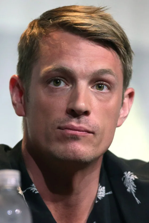 Joel Kinnaman fotoğrafı