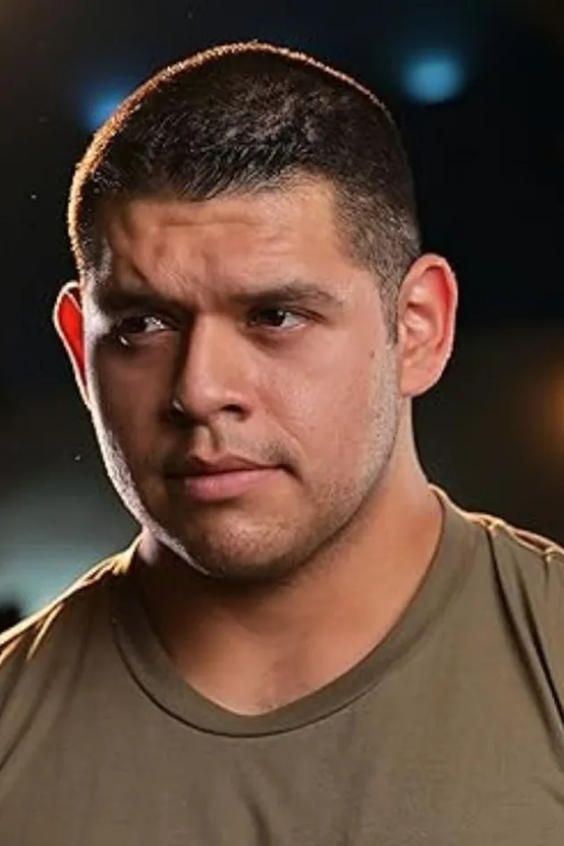 Chris Becerra fotoğrafı