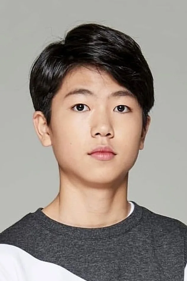 엄지성 fotoğrafı