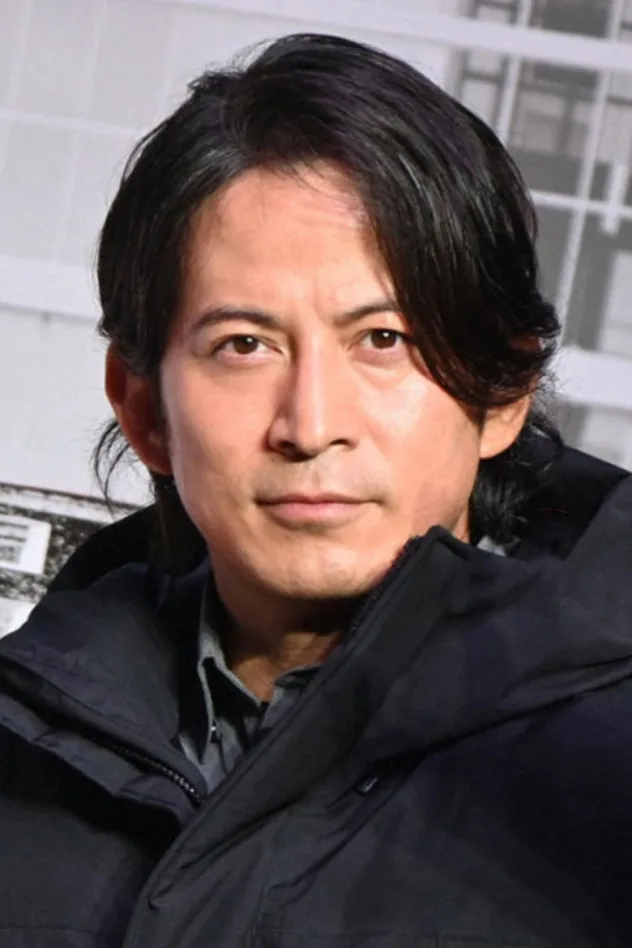 Junichi Okada fotoğrafı