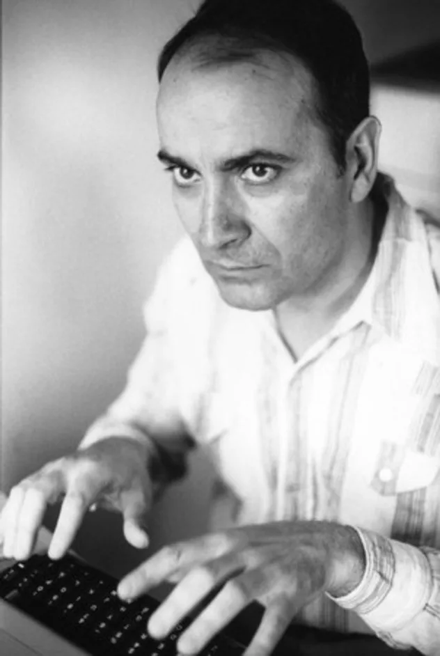 Manuel Puig fotoğrafı