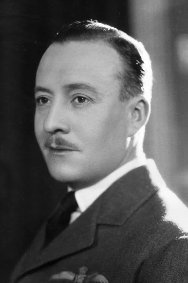 Hugh Wakefield fotoğrafı