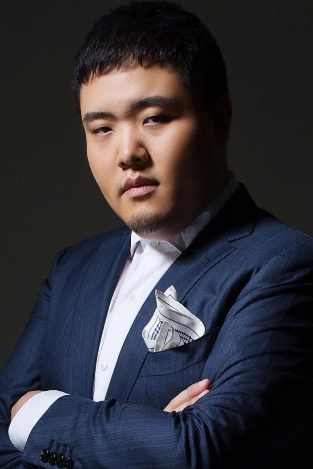 王裕仁 fotoğrafı