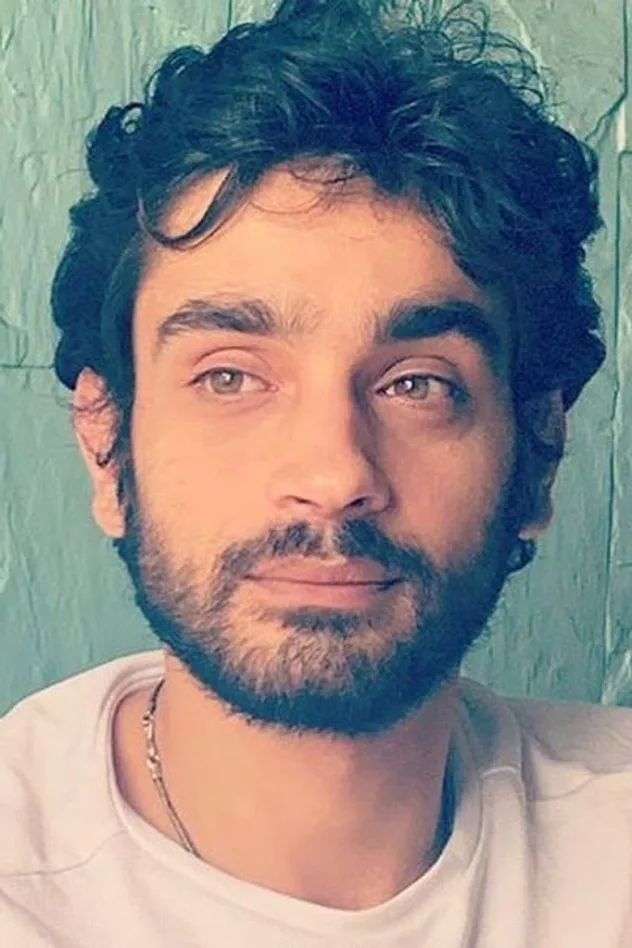 Kunj Anand fotoğrafı