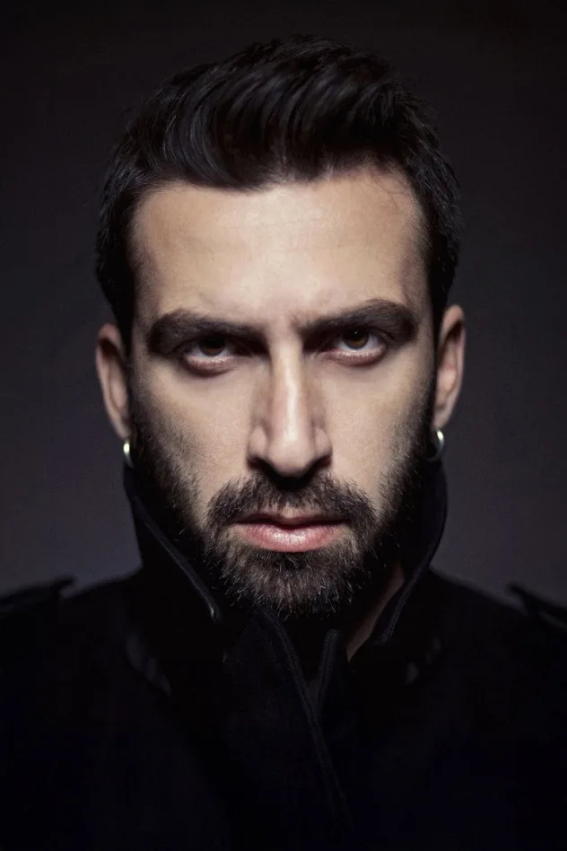 Erdem Yener fotoğrafı