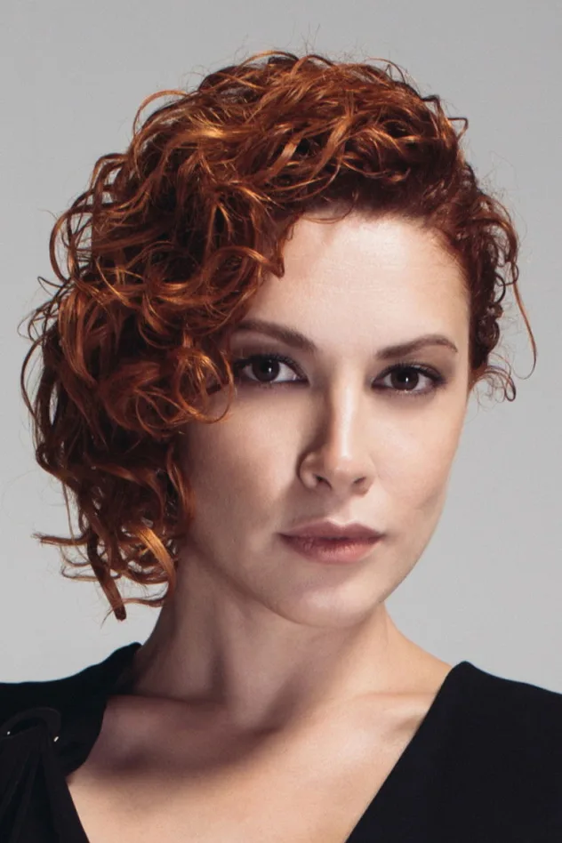 Açelya Topaloğlu fotoğrafı
