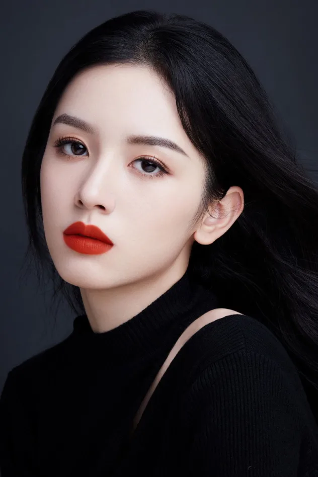 Zhou Ye fotoğrafı