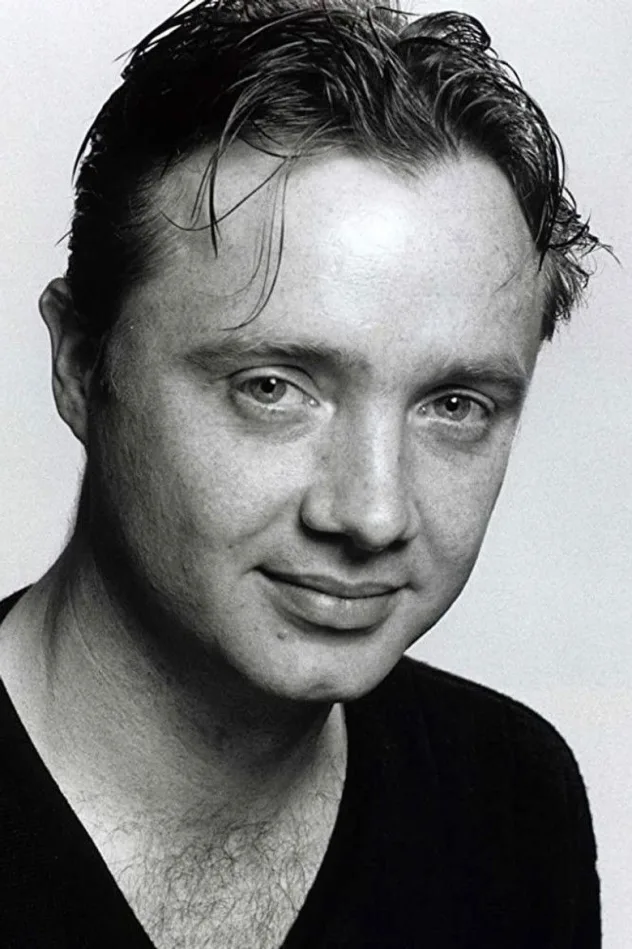 Paul Ronan fotoğrafı