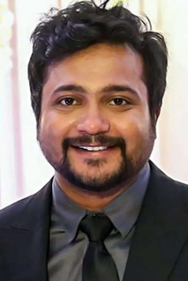 Bobby Simha fotoğrafı
