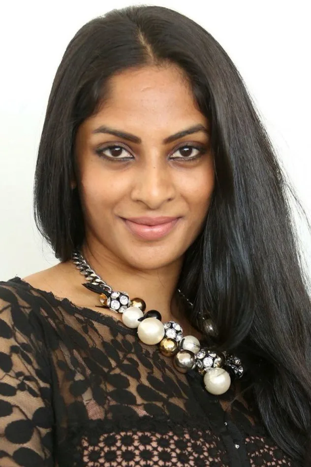 Sriya Reddy fotoğrafı