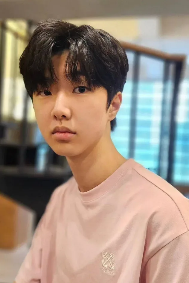 박민수 için kapak görseli