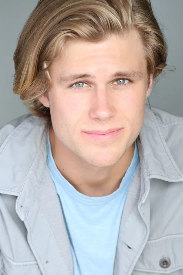 Owen Patrick Joyner fotoğrafı