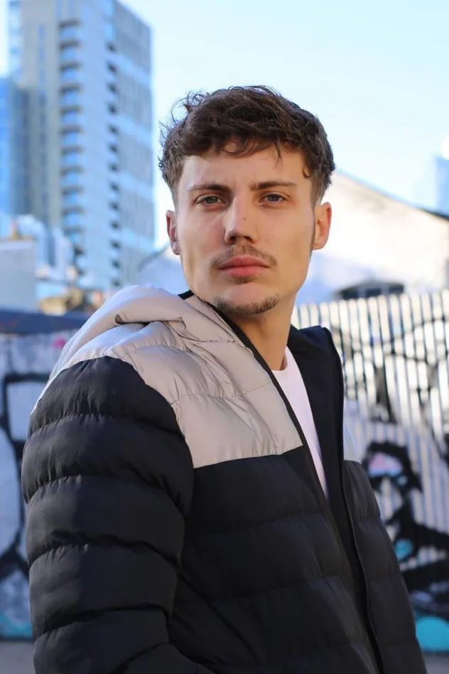 Elliott Eason fotoğrafı