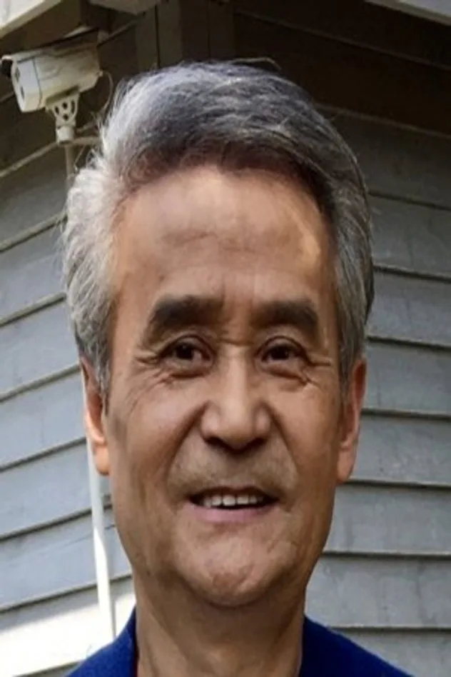 成国栋