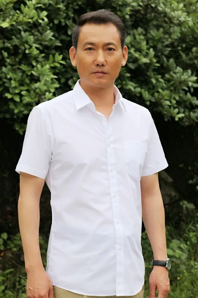 Imagen de portada para Wang Zhigang