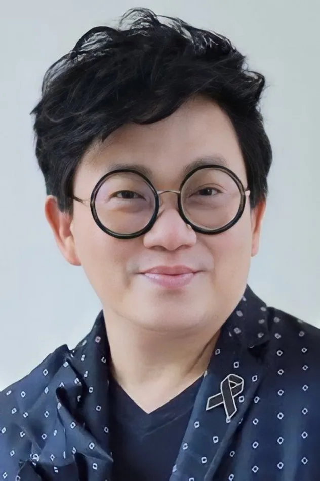 ปิยะ เศวตพิกุล fotoğrafı
