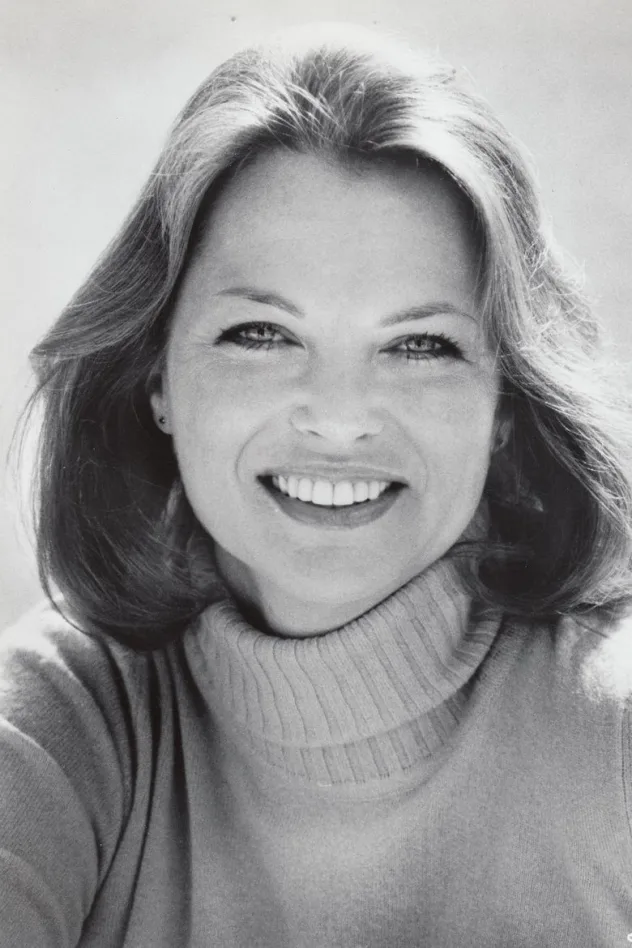 Louise Fletcher fotoğrafı