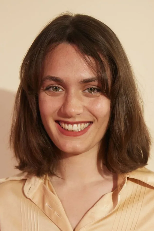 Ella Rumpf fotoğrafı