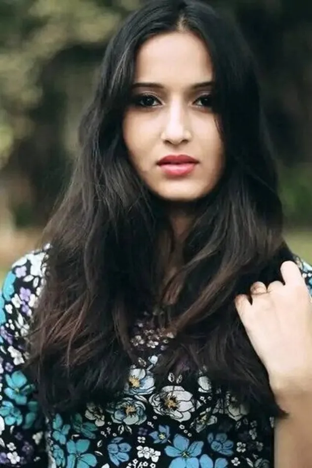 Saadhika Syal fotoğrafı