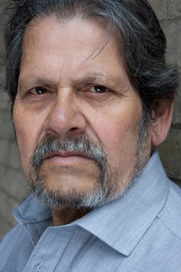 Ernest Ignatius fotoğrafı