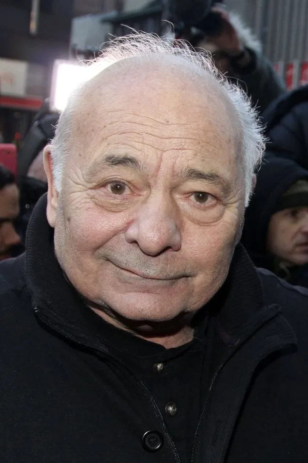 Burt Young fotoğrafı